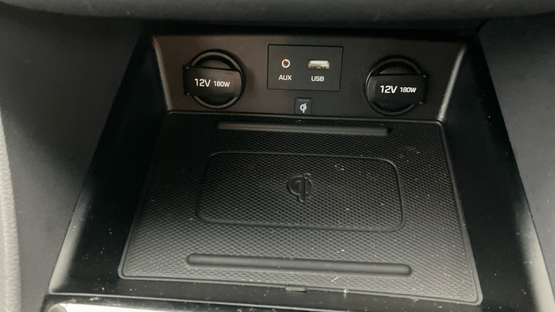 Hyundai IONIQ 1.6 GDi Plug-in Hybrid Premium 5dr DCT Hatchback